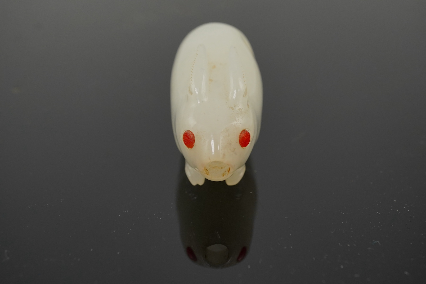 A Chinese white jade ‘rabbit’ snuff bottle, 18th/19th century